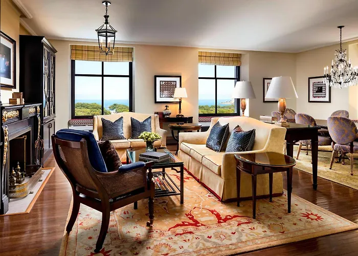 The Blackstone, Autograph Collection 4*